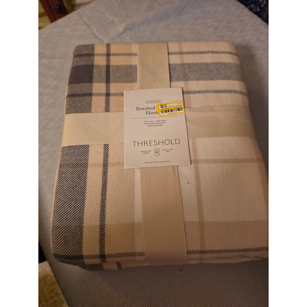 Threshold Brushed Cotton Blanket Full Queen Beige Plaid Neutral Lightweight NWT